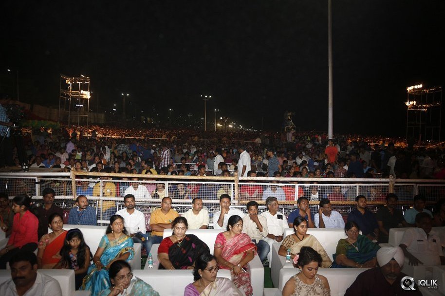 Sarrainodu-Movie-Audio-Celebrations